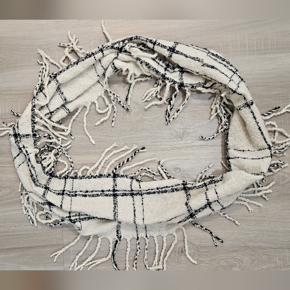NWOT infinity scarf